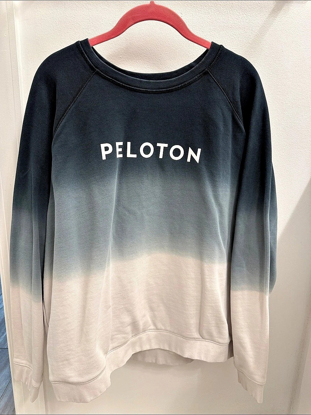 Peloton Ombre Classic Crewneck Sweatshirt Ombré Color Block Sweatshirt XL